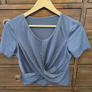LULULEMON FRONT KNOT BLUE ACTIVE TOP